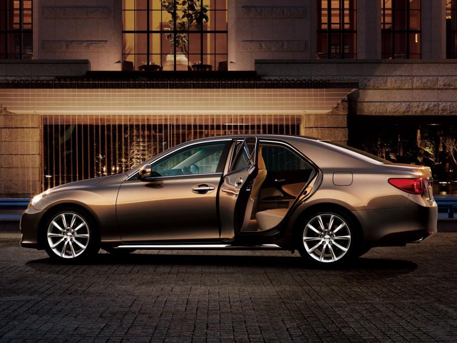  Toyota Mark X Premium 2009 года  (фото 7 из 8)